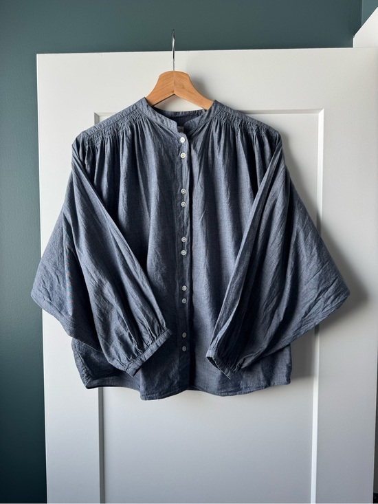 Doen Tops - Doen Slate Gray Button-Front Balloon Sleeve Blouse